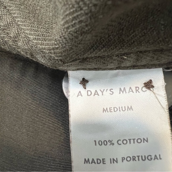 A Day’s March Men’s Cotton Original Herringbone Overshirt in Olive. Size Medium - Picture 10 of 13